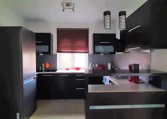 House Between Cracow And Nyaraló